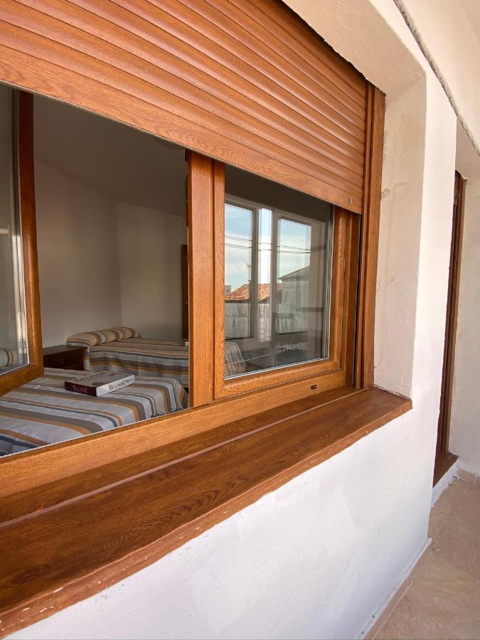 Amplio Apartamento En El Centro De O Grove Dış mekan fotoğraf